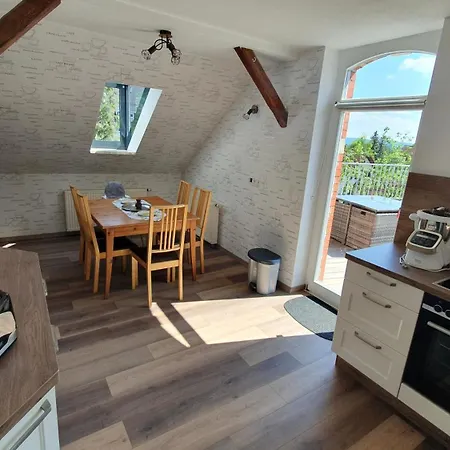 Klinkerhaus * Treuen